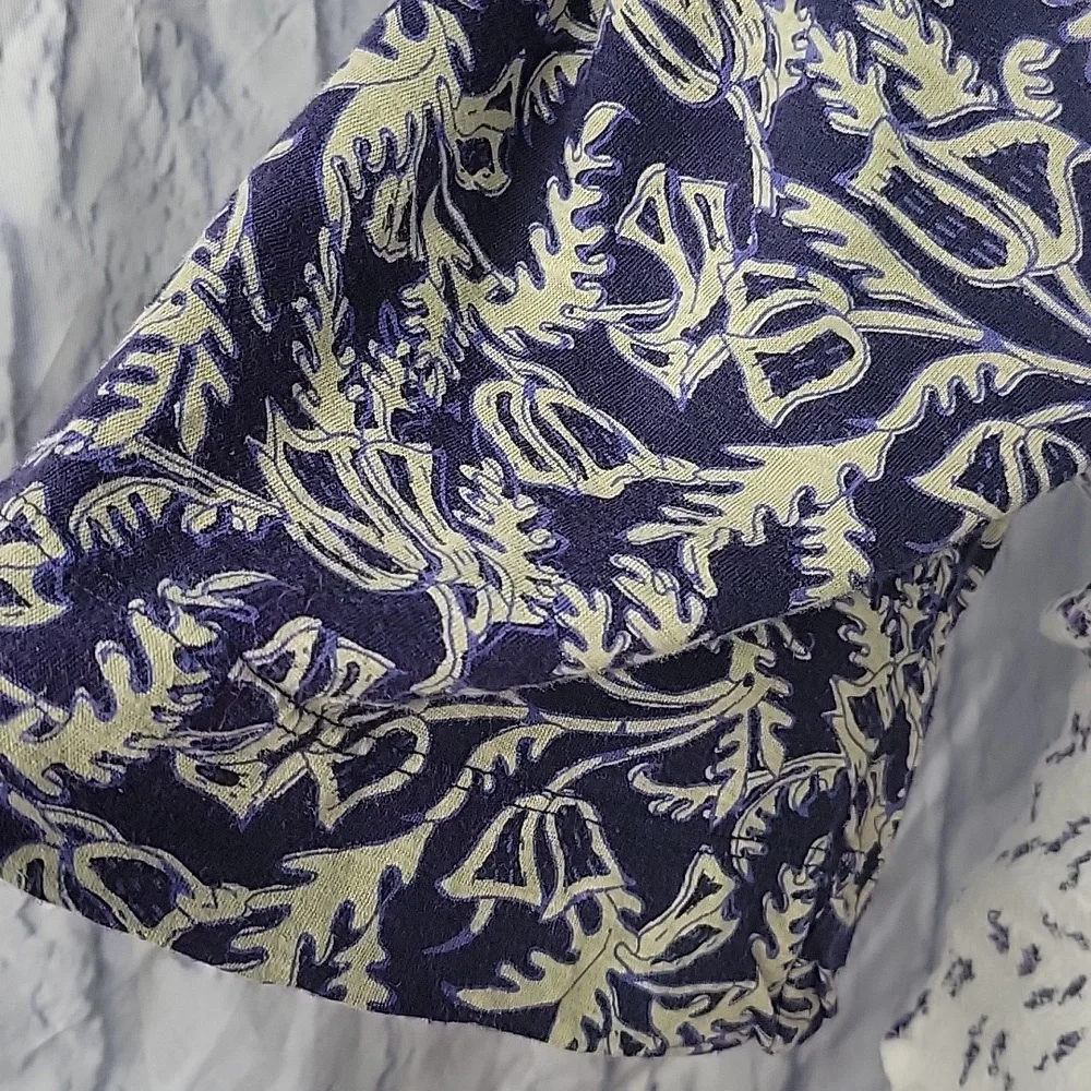 Free People White and‎ Blue Floral Crop Top